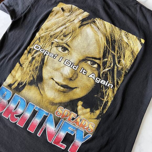 Vintage Y2K 2000s Britney Spears Oops I Did It Again Tour Two Sided Rap T Shirt - Picture 8 of 11